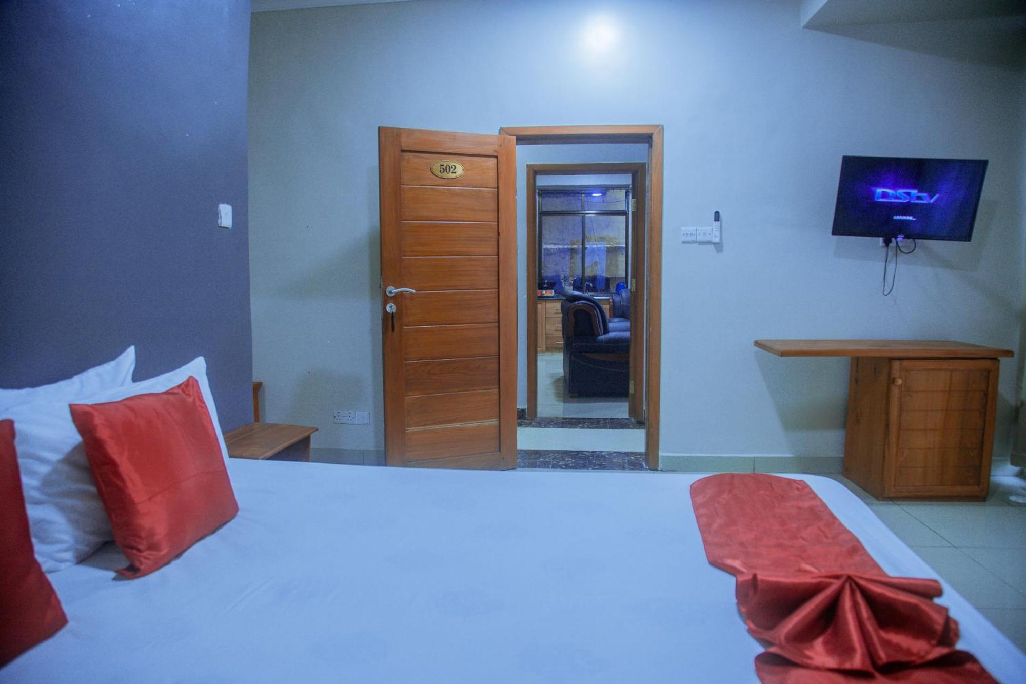 Le Grand Marie Hotel Darüsselam Dış mekan fotoğraf