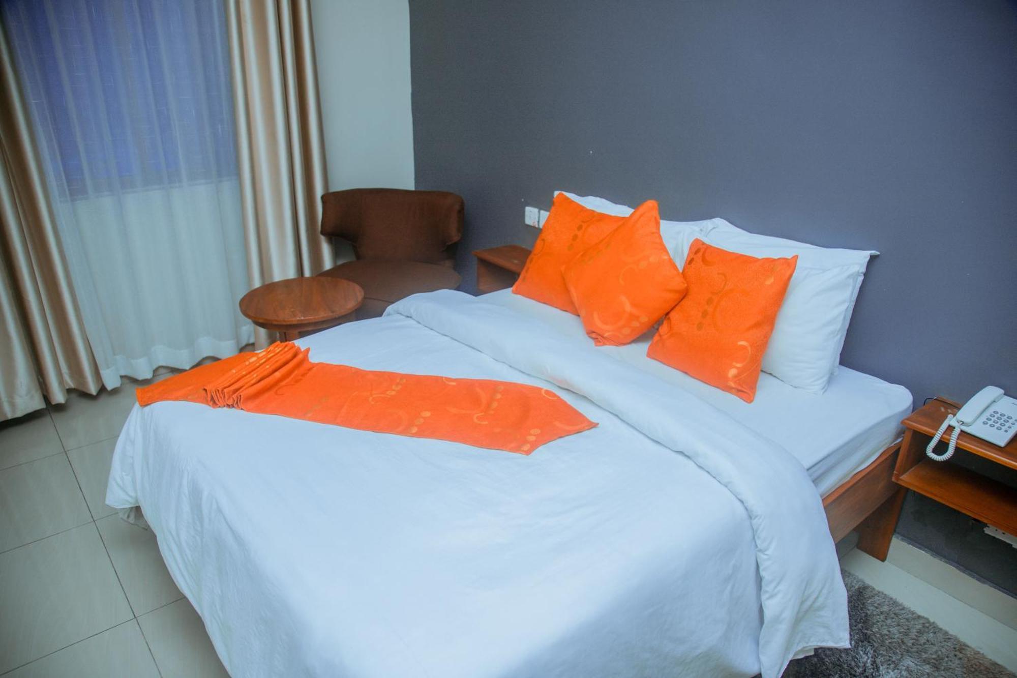 Le Grand Marie Hotel Darüsselam Dış mekan fotoğraf