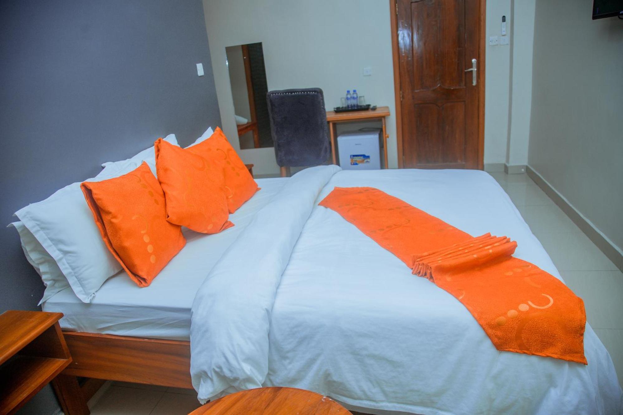 Le Grand Marie Hotel Darüsselam Dış mekan fotoğraf