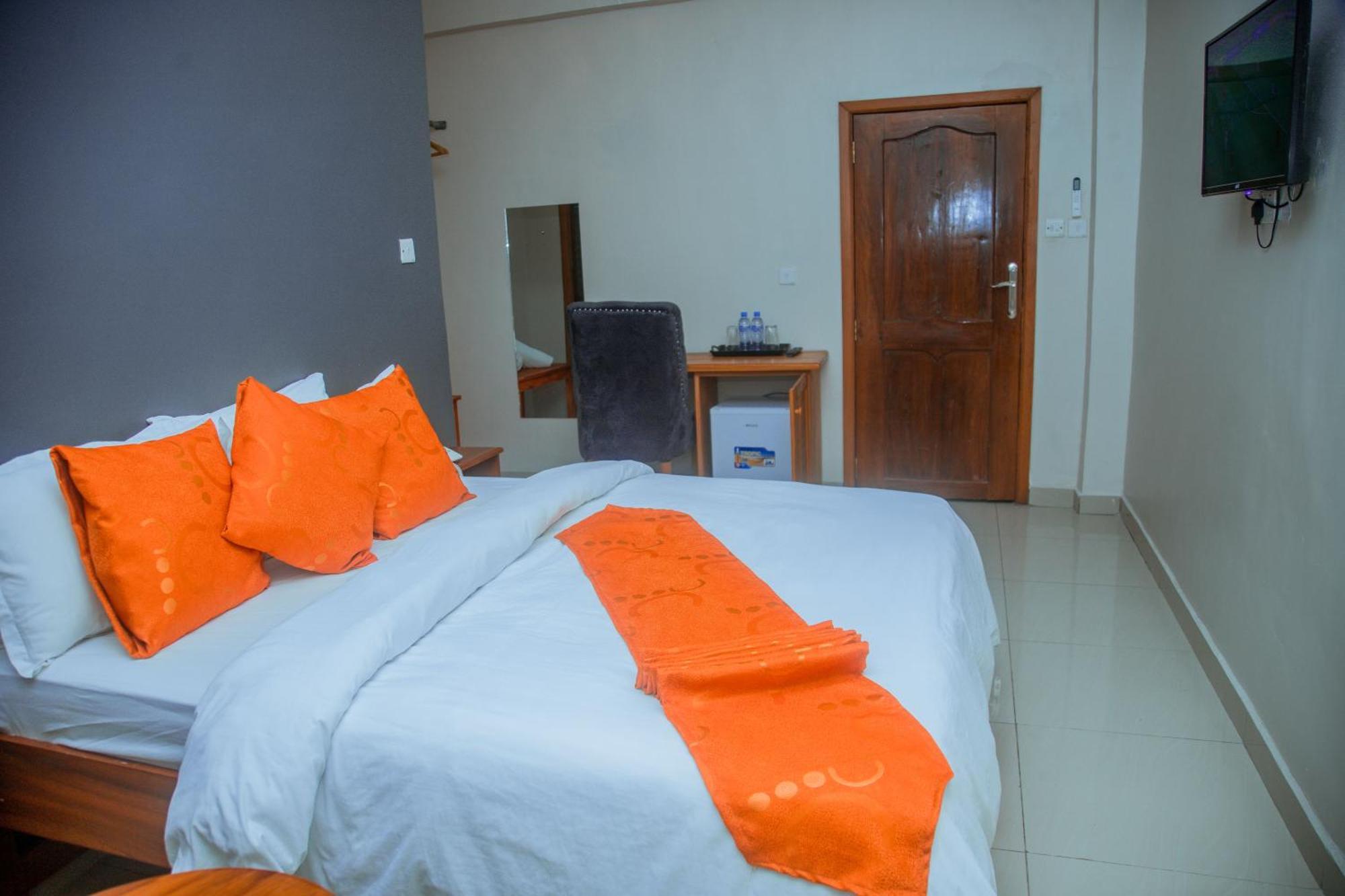 Le Grand Marie Hotel Darüsselam Dış mekan fotoğraf