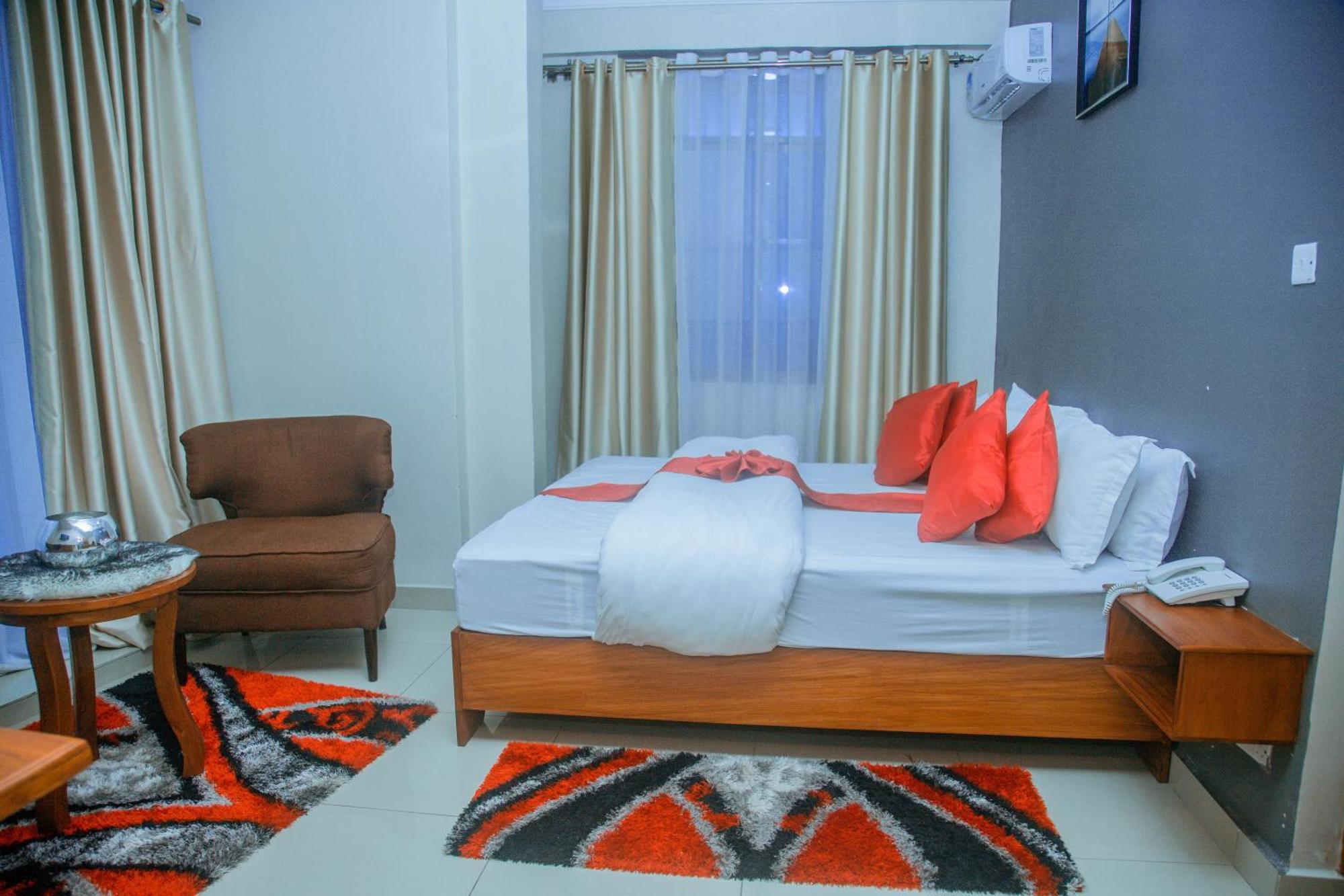 Le Grand Marie Hotel Darüsselam Dış mekan fotoğraf