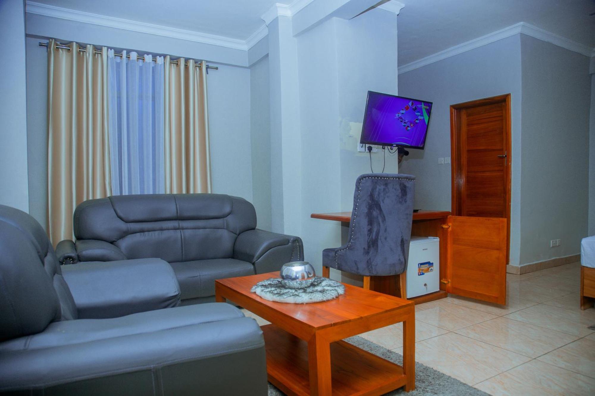 Le Grand Marie Hotel Darüsselam Dış mekan fotoğraf